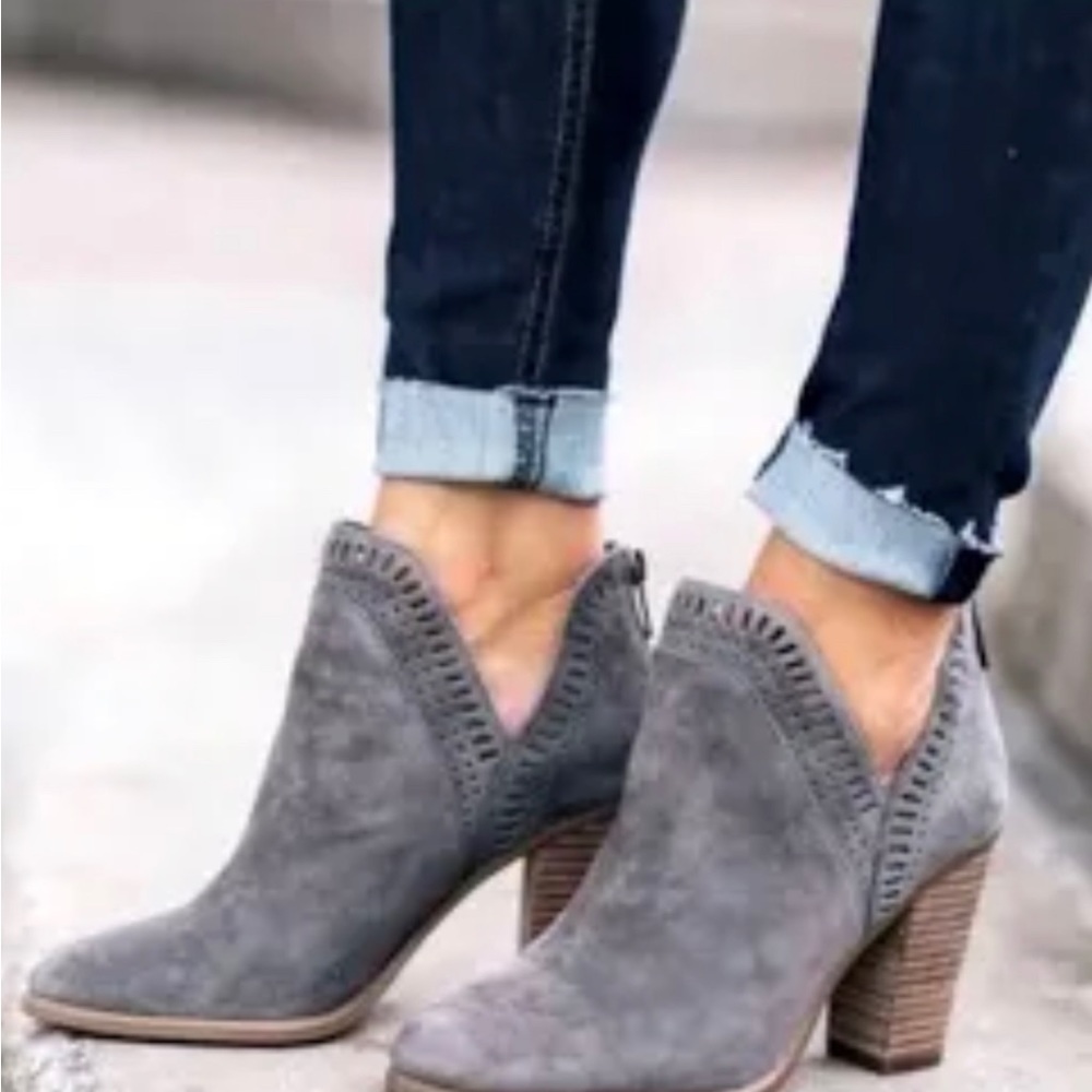 Vince Camuto Fileana Split Gray Suede CutOut Heel Booties Women Size 5.5